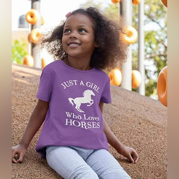 Girl T-Shirt small Just a girl Who loves horses - Picture 4 of 5